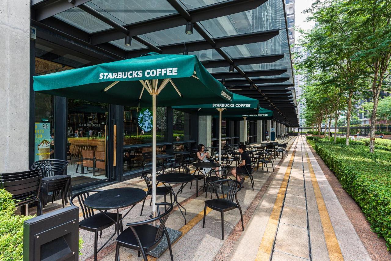 Luxury Arcoris Mont Kiara Nx 163mall 1bedroom 4 Pax Kuala Lumpur